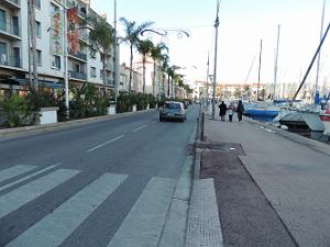 51  La Seyne le long du Quai